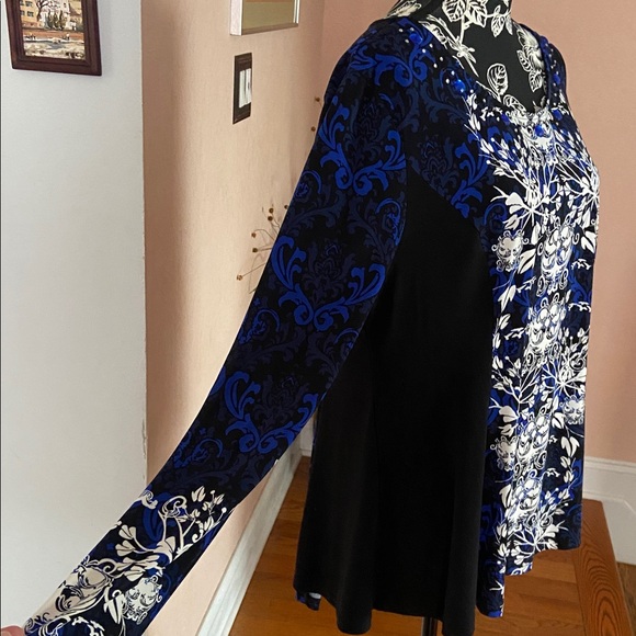 Long Sleeve Tunic Top - Picture 5 of 7